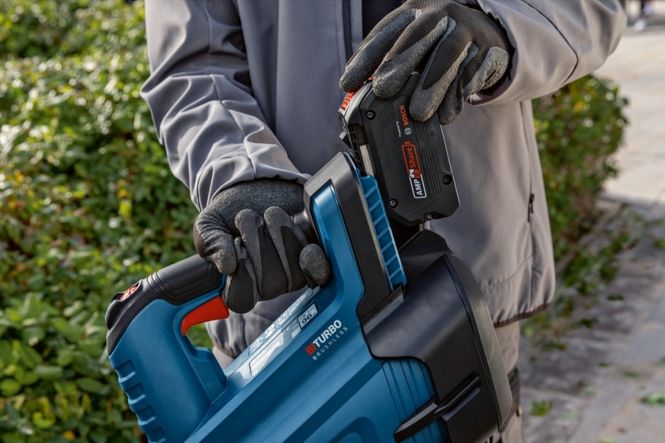 Hovedbilde Bosch Løvblåser GBL 18V-750 Solo