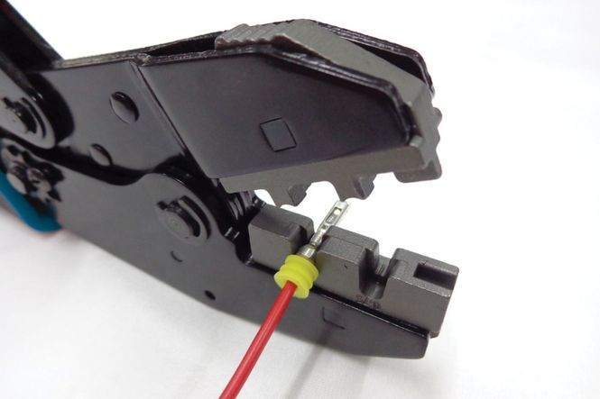 Hovedbilde kabelskotang / Krympetang - for Superseal-kontakter 7002