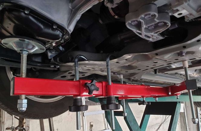 Hovedbilde Universal motorstøtte 3996-WW