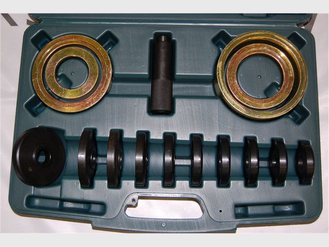 Bilde av 432 600 UNIVERSAL PRESSE SETT