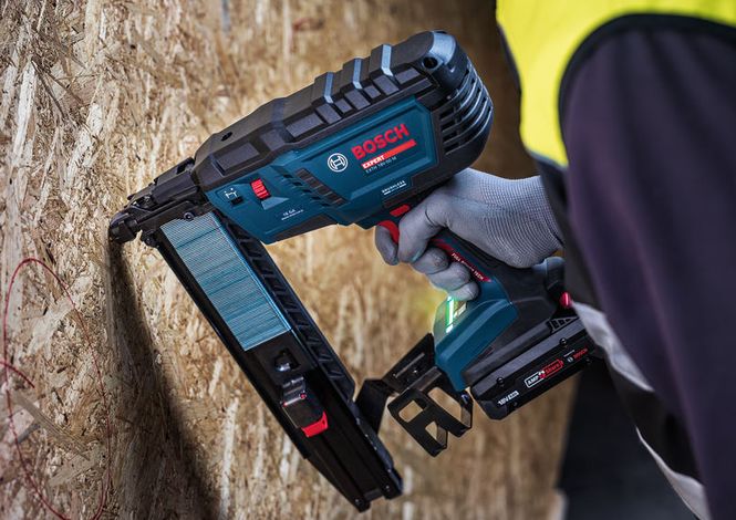 Hovedbilde Bosch Krampepistol Expert EXTH18V-50M Solo L-Boxx