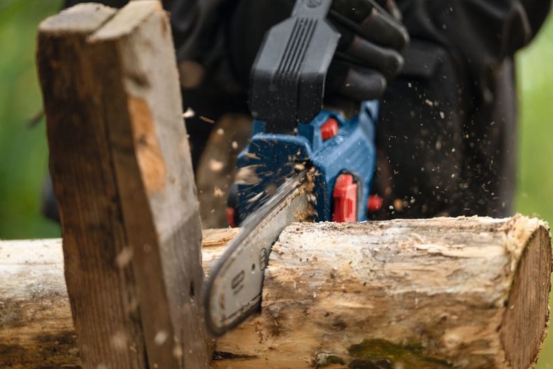 Bosch Kjedesag GKE 18V-20 Solo