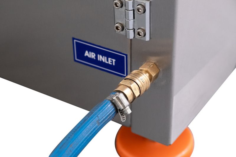 Manuell delevasker med høytrykk i lukket kabinett HPWM800